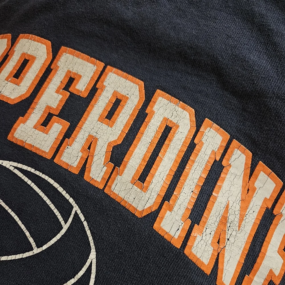 Vintage | Pepperdine University Volleyball Tee - Picture 9 of 9